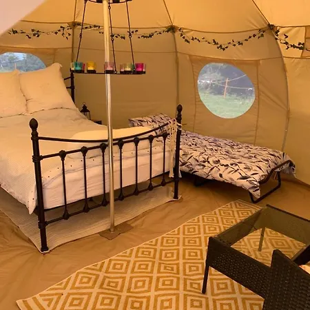 Tal-Y-Fan Farm 6M Stargazer Tent Bridgend  Exterior photo